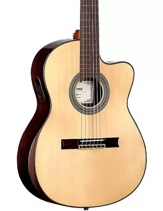 Alvarez AC70HCE Hybrid Nylon-String Classical Acoustic-Electric Guitar Natural